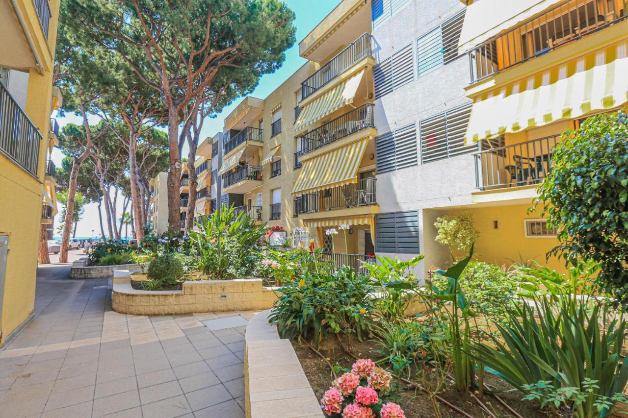 Pins I Mar - Only Families Lägenhet Cambrils Exteriör bild